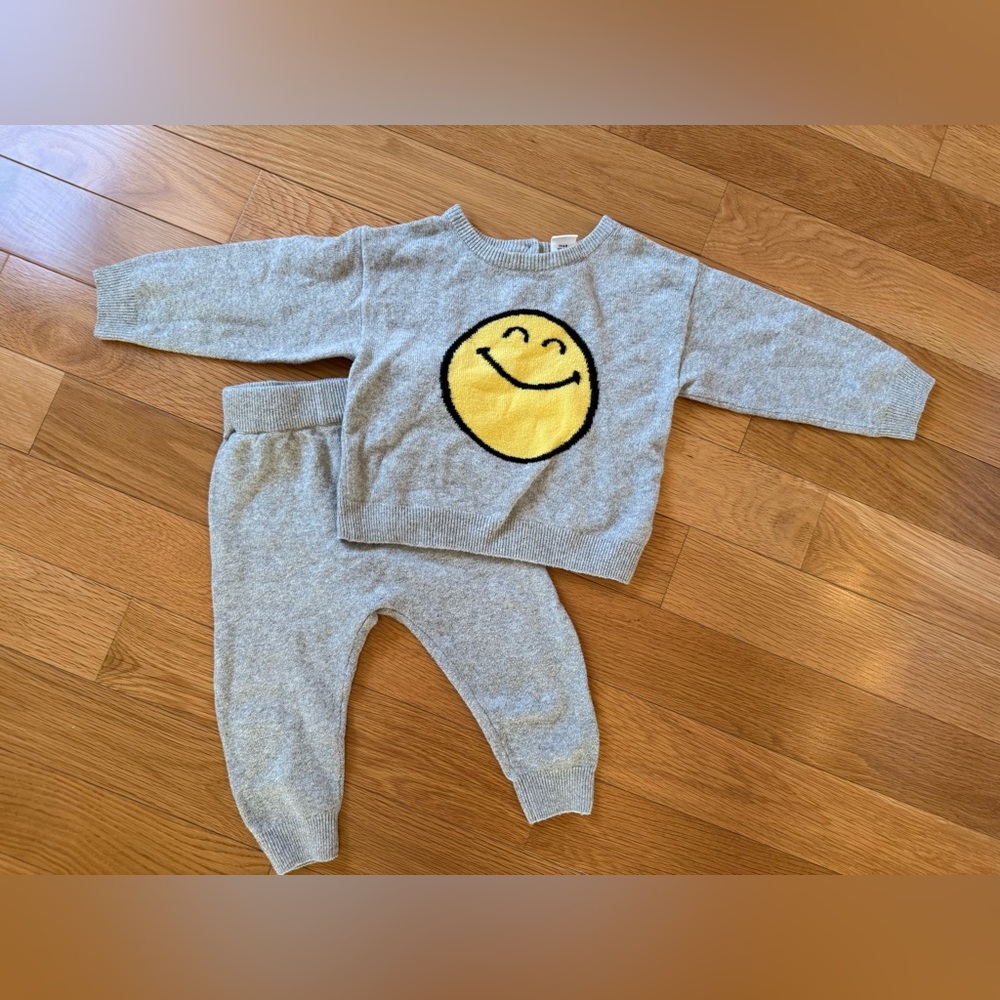 Baby Gap Smiley Face Sweater and Pants Set